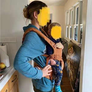 Excellent condition Ergo/Doen baby carrier